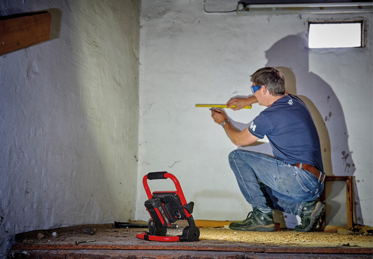 Lampa de lucru pe acumulator Einhell TC-CL 18/1800 Li Power X-Change (litiu-ion, LED-uri de inalta performanta, variator rotativ, cap de lampa pivotant la 360°, livrata fara acumulator sau incarcator