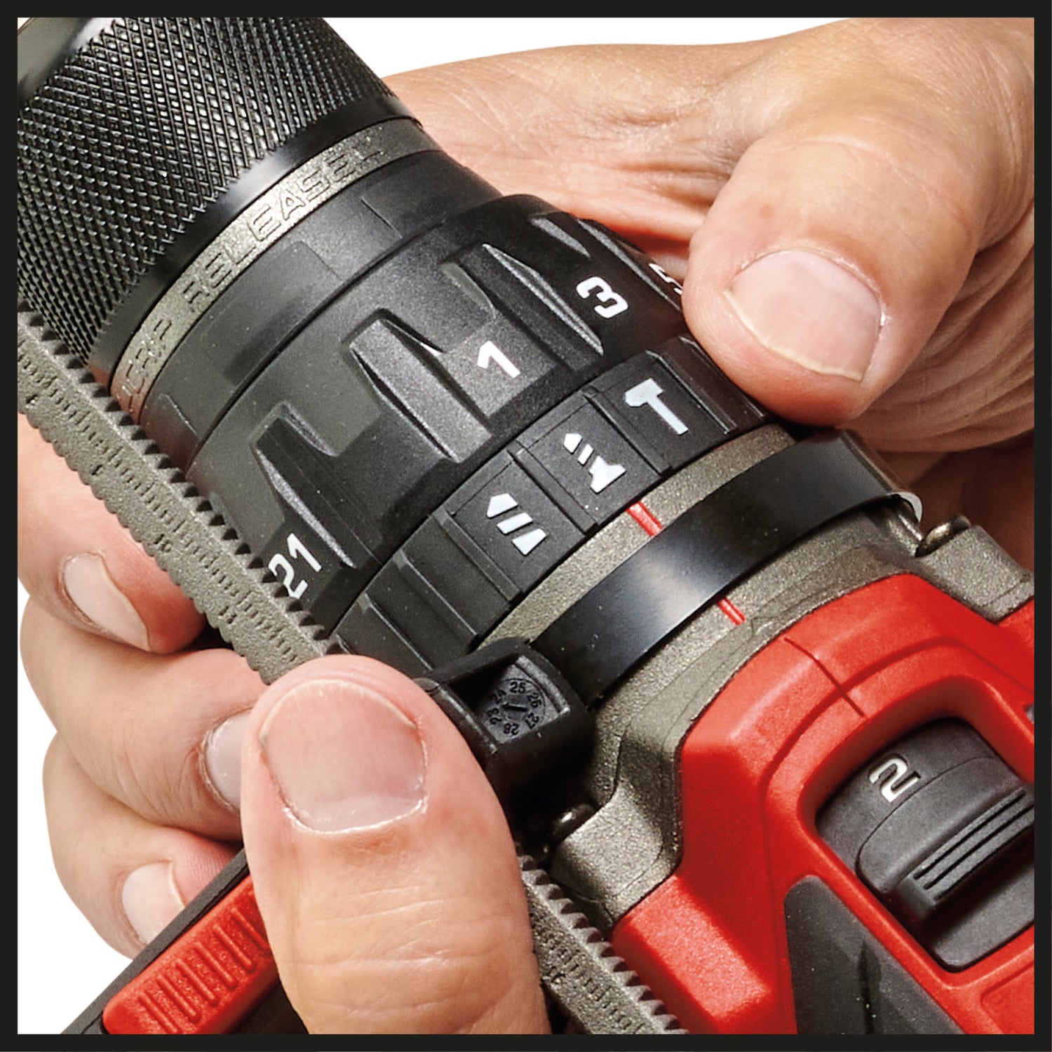 Einhell Professional TP-CD 18/120 Li-i BL-Solo Power X-Change akkus ütvefúró-csavarozó (18 V, szénkefe nélküli, 120 Nm, kalapácsfunkció, 13 mm-es tokmány, 2 sebességfokozat, akkumulátor nélkül)