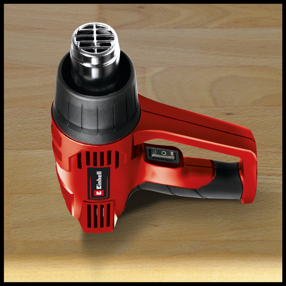 Einhell TH-HA 2000/1 hőlégfúvó, 2000 W, 2 hőmérséklet-beállítás 350°/550°C, túlmelegedés elleni védelem, 4 fúvókával és festékkaparóval
