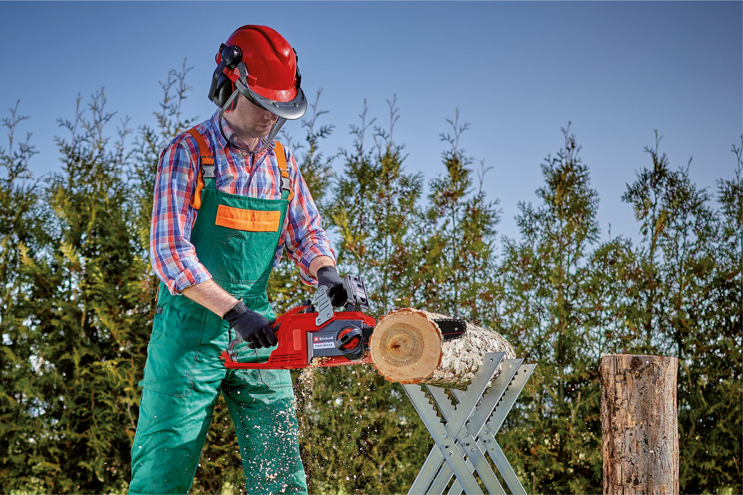 Elektromos láncfűrész / Akkus láncfűrész Einhell FORTEXXA 18/30 Power X-Change, Li-ion, 18V, szénkefe nélküli motor, 30 cm-es penge, max. 4300 percenkénti fordulatszám, akkumulátor és töltő nélkül