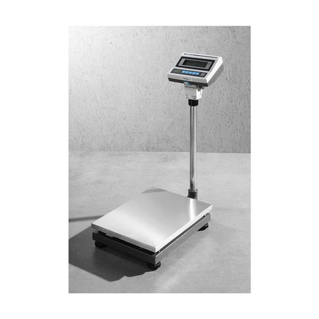 Cantar profesional Hendi capacitate 150 kg 20 W 360x580x(H)765 mm 400 g - 150 kg