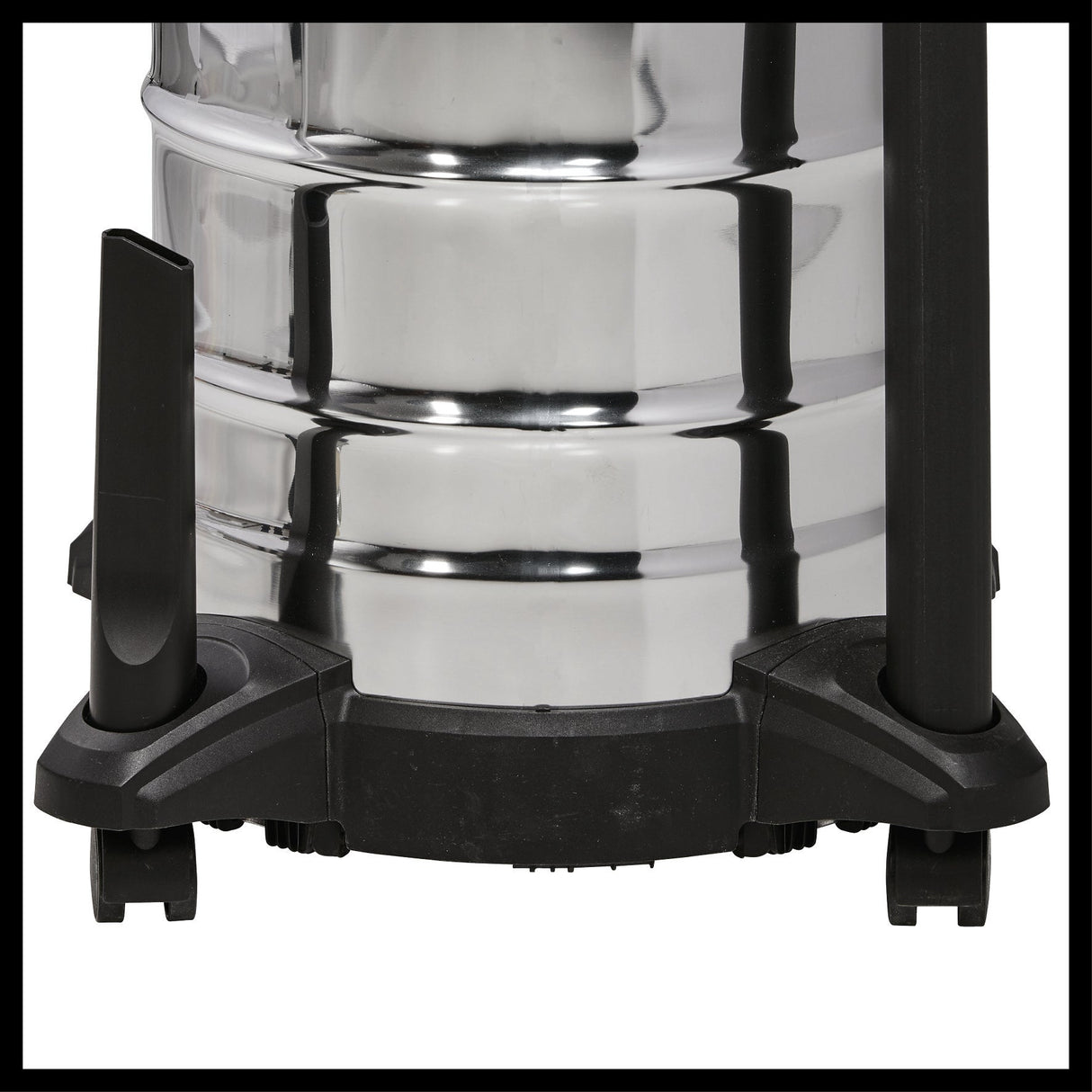 Aspirator umed/uscat Einhell TC - VC 1930 S (1.500 W, rezervor din otel inoxidabil de 30 l, racord de suflare, incl. furtun de aspirare din plastic, duza pentru podea/cravate, filtre Einhell - scule electrice si unelte profesionale - BricoMart