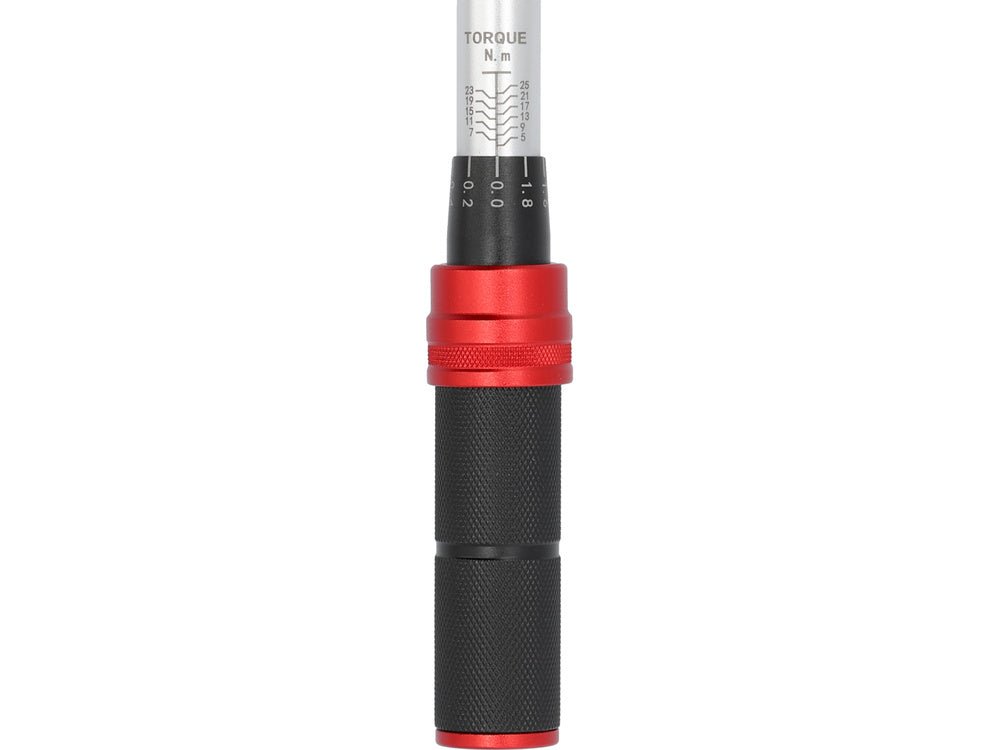 Cheie dinamometrica 1/4" Yato YT - 07670 5 - 25Nm, 72 dinti, lungime 230 - 240mm YATO - scule electrice si unelte profesionale - BricoMart