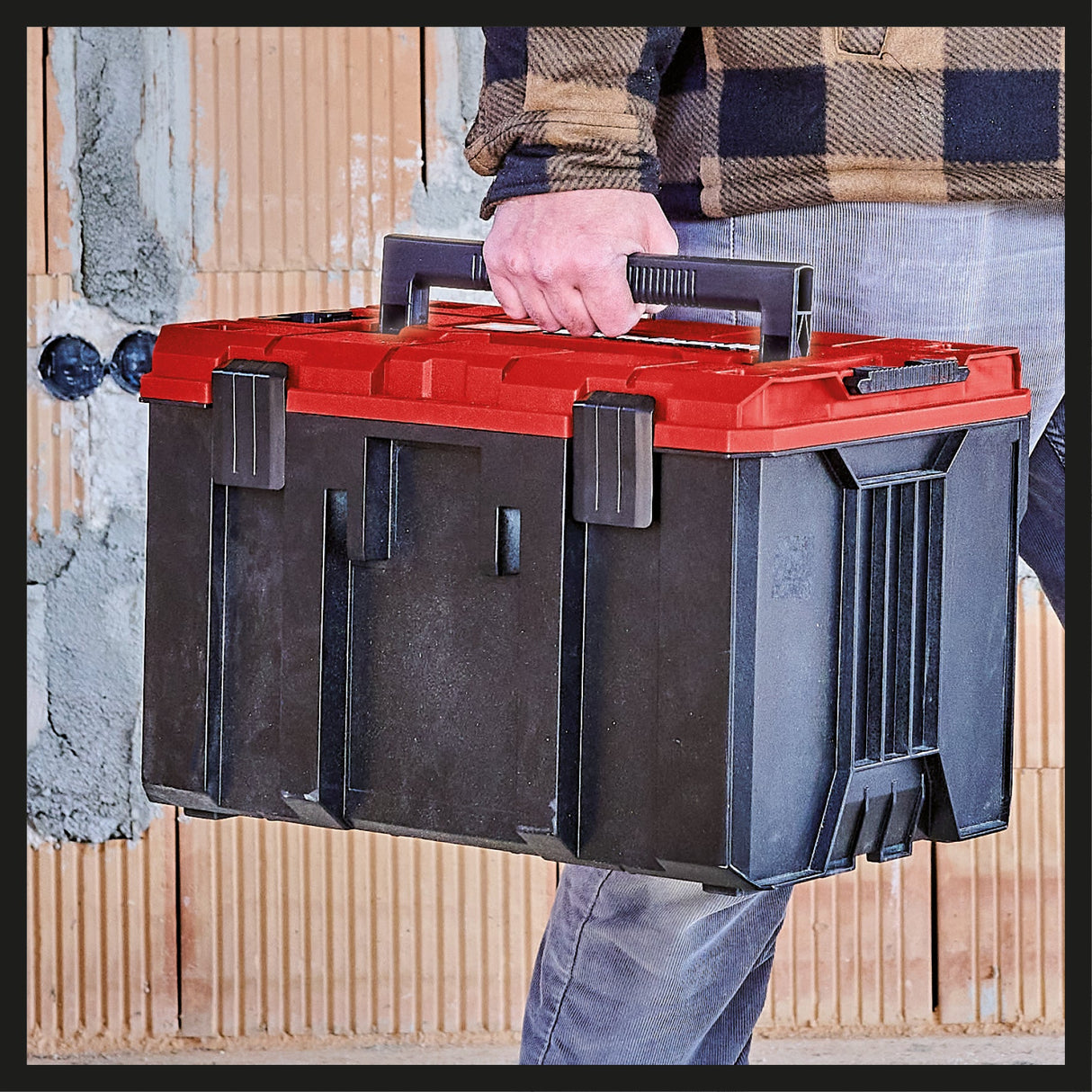 Cutia Einhell Originale E - Case M (max. 90 kg, pentru depozitarea si transportul universal al accesoriilor si uneltelor, stivuibila, interconectabila) Einhell - scule electrice si unelte profesionale - BricoMart