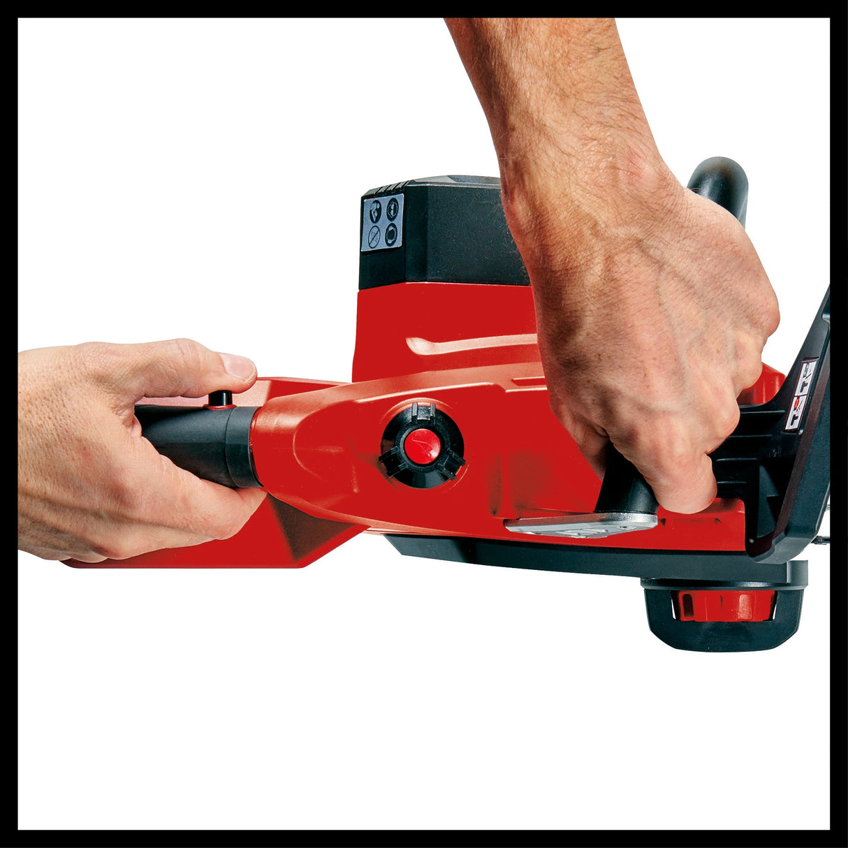 Drujba electrica / Fierastrau cu lant pe acumulator Einhell GE - LC 18/25 Li - Solo Power X - Change (18 V, lungime de taiere 23 cm, viteza lant 4,5 m/secunda, lubrifiere automata a lantului, tensionare lant fara unelte, fara acumulator Einhell - scule electrice si unelte profesionale - BricoMart