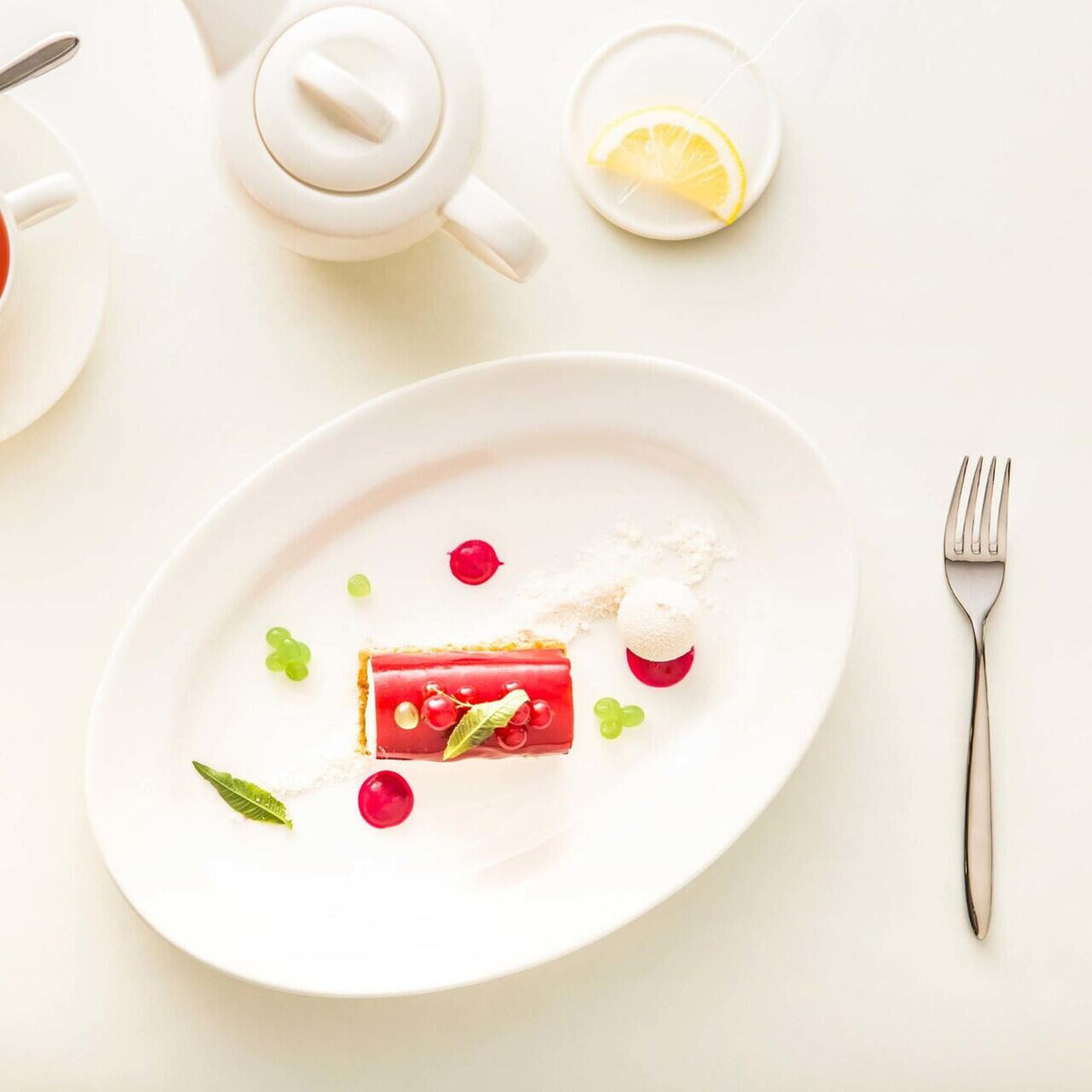 Farfurie ovală Fine DIne, Crema 390x270 mm