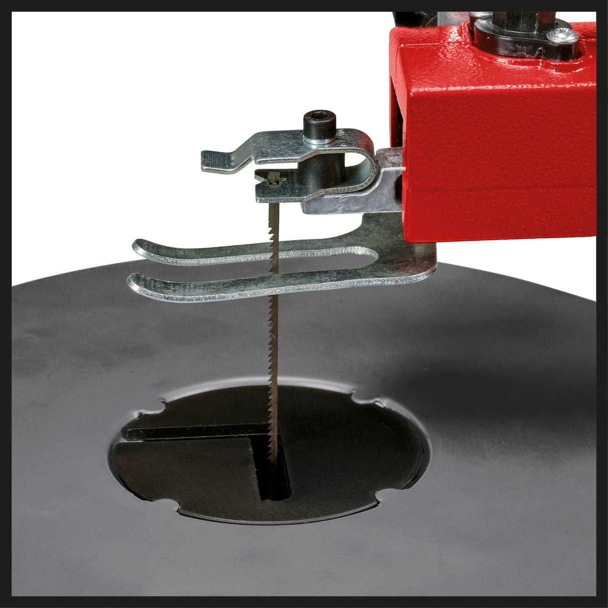 Fierastrau circular Einhell TC - SS 406 E, 120 W, inaltime de taiere 50 mm, masa inclinabila la 47°, viteza variabila, suflanta, incl. 2 lame de Fierastrau Einhell - scule electrice si unelte profesionale - BricoMart