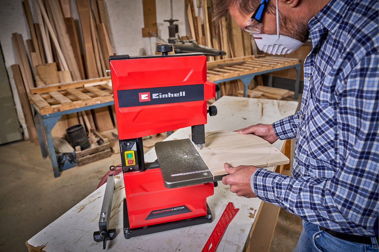 Fierastrau cu banda Einhell TC - SB 200/1, schimbare lama fara unelte, ghidaj paralel, reglare inaltime, ghidaj cu rulmenti, masa inclinabila infinit Einhell - scule electrice si unelte profesionale - BricoMart