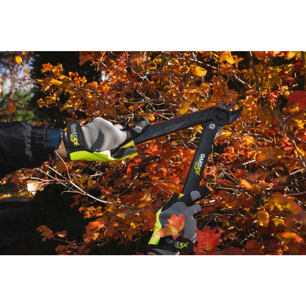 GARDEX Foarfeca de crengi SUPER LIGHT GX Lamă durabilă din oțel cu mangan Design ultra - ușor Diametrul maxim de tăiere de 25 mm Gardex - scule electrice si unelte profesionale - BricoMart