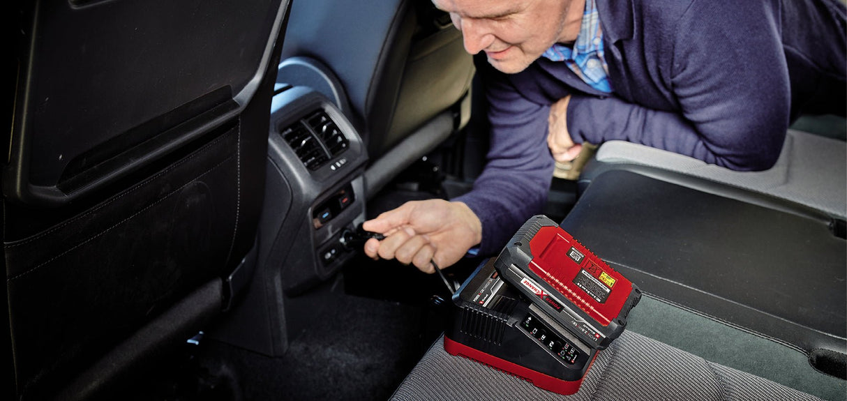Incarcator acumulatori la priza auto original Einhell Power X - Car incarcator 3A Power X - Change, Li - Ion, 18V, mufa 12V, monitorizare permanenta a acumulatorului si gestionare inteligenta a incarcarii, afisaj LED de stare 7x Einhell - scule electrice si unelte profesionale - BricoMart
