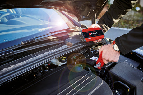 Jump Starter Einhell CE - JS 12/1 12 V, pornire rapida, baterie externa, acumulator LiPo 3x3700 mAh, indicator LED pentru starea incarcarii, lampa LED, pornire rapida 12V/200A, incl. USB Micro/Mini/Type C Einhell - scule electrice si unelte profesionale - BricoMart