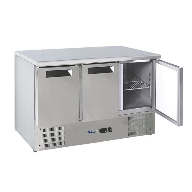 Masa rece refrigerare 368L,Hendi  inox, 3 usi,4kw, 2/8°C, 1365x700x(H)850mm