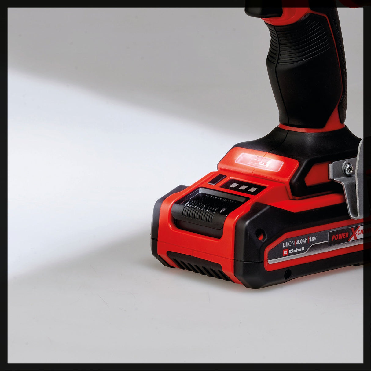 Masina de gaurit cu percutie fara fir Einhell Professional TP - CD 18/70 Li - i BL - Solo (18 V, fara perii, 70 Nm, functie percutie, mandrina 13 mm, 2 trepte, fara acumulator) Einhell - scule electrice si unelte profesionale - BricoMart