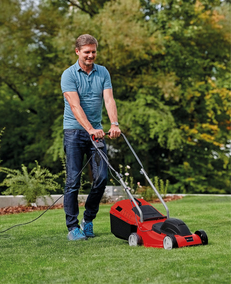 Masina de tuns iarba/gazon electrica Einhell GC - EM 1232 (1200 W, recomandata pentru peluze de pana la 300 m², reglare a inaltimii de taiere cu o singura roata in 3 trepte, sina de ghidare pliabila, cutie de colectare a ierbii de 30 l Einhell - scule electrice si unelte profesionale - BricoMart