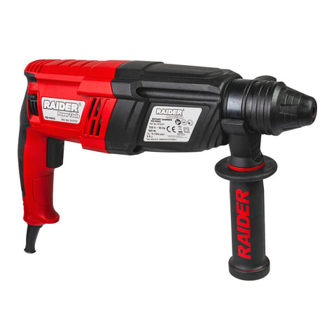 RAIDER Ciocan rotopercutor 800W 26mm 2.8J 4 funct. valiza RD - HD62 Energie de impact: 2.8 J – oferă puterea necesară pentru a găuri cu ușurință în beton Sistem SDS - plus – permite schimbar Raider - scule electrice si unelte profesionale - BricoMart