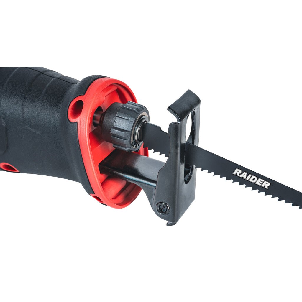 RAIDER Fierastrau sabie 750W prindere SDS RD - RS38 Motor de 750 W Funcție de schimbare rapidă a lamei Mânerul rotativ oferă flexibilitate în diferite poziții de tăiere Pot Raider - scule electrice si unelte profesionale - BricoMart