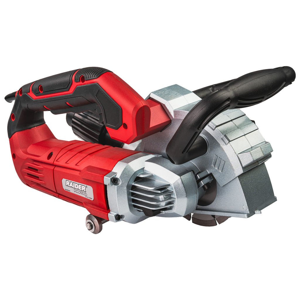 RAIDER Masina de frezat caneluri 1.35kW 125mm 0 - 30mm cutie RD - WCH04 RD - WCH04 este un șănțuitor de înaltă performanță, conceput pentru tăierea precisă și rapidă a canalelor în pereți și par Raider - scule electrice si unelte profesionale - BricoMart