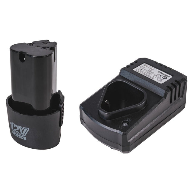 RAIDER Pulverizator Li - ion 5L 12V 2Ah 3bar 1,6L/min RD - BMD05 Atomizorul RD - BMD05 este o soluție compactă și eficientă pentru toți cei care au nevoie de mobilitate și productivitate Raider - scule electrice si unelte profesionale - BricoMart