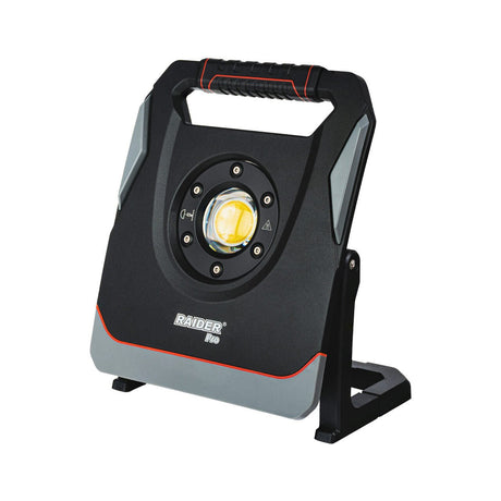 RAIDER R20 Lampa lucru AC/DC 65W 7000lm dimabilaUSB Solo RDP - ZAWL20 Cu o luminozitate impresionantă de 7000 lumeni, lampa oferă o iluminare clară și uniformă, care reduce oboseala ochilor Raider - scule electrice si unelte profesionale - BricoMart