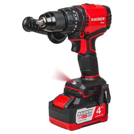 RAIDER R20 Masina de gaurit cu percutie 20V 4Ah 60Nm RDP - YBID20 Motor fara perii – ofera eficienta ridicata, durata de viata mai mare si generare redusa de caldura Functie de percutie Raider - scule electrice si unelte profesionale - BricoMart