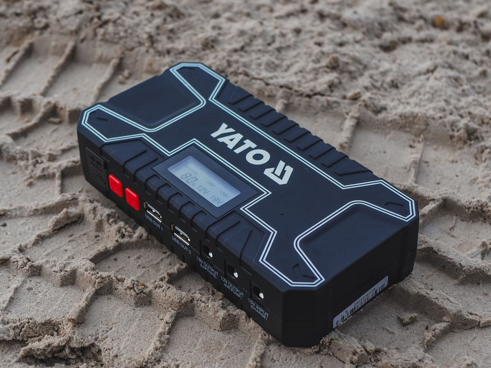 ROBOT DE PORNIRE YATO YT-83082 / POWER BANK, 12000MAH, DISPLAY LCD
