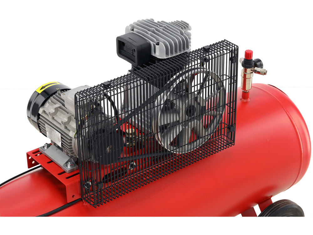 COMPRESOR ULEI CU CUREA YATO YT-23321 , 400V , 200L ,3.0CP , 1100 rpm ,360 l/min